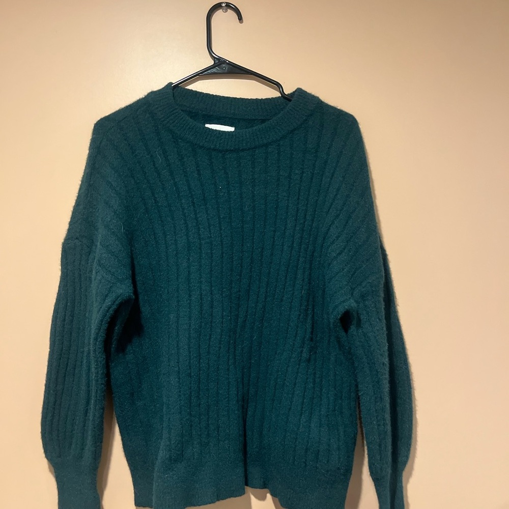 Cozy Green Sweater